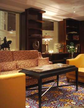Royal Hotel
